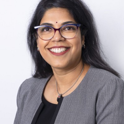 ISight8077 1 scaled e1715827935377 672x1024